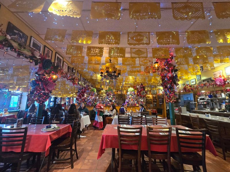 This Texas café is known for its incredible enchiladas 10 Warm Chips, Hot Salsa, and a Great First Impression