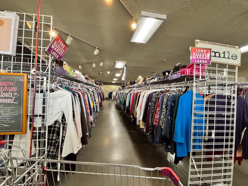 SPCA of Northern Nevada Thrift Store - Reno, Nevada