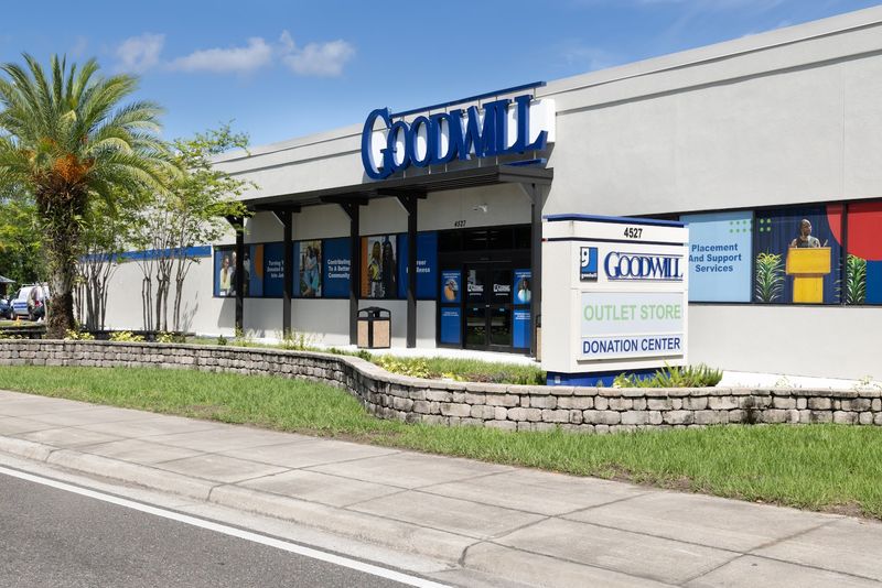 Goodwill Outlet Store and Donation Center - Jacksonville, Florida
