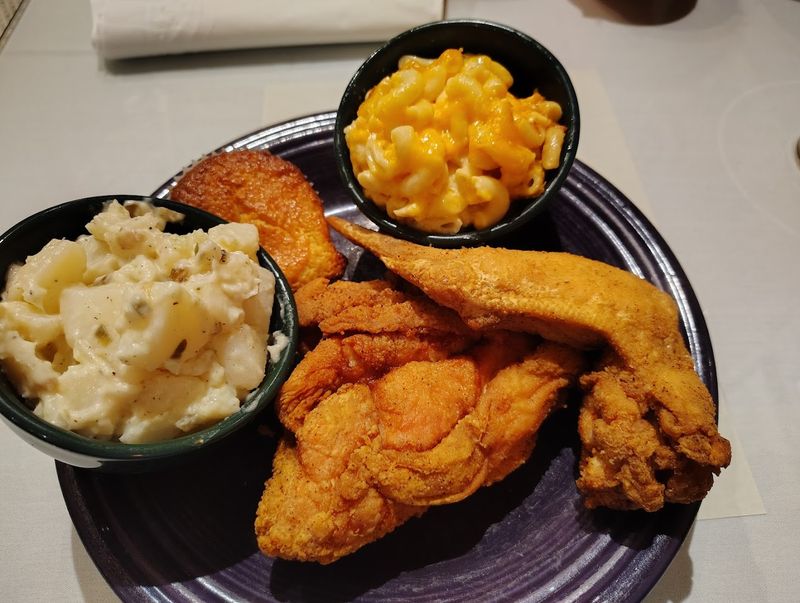 Mama J's Kitchen - Richmond, Virginia