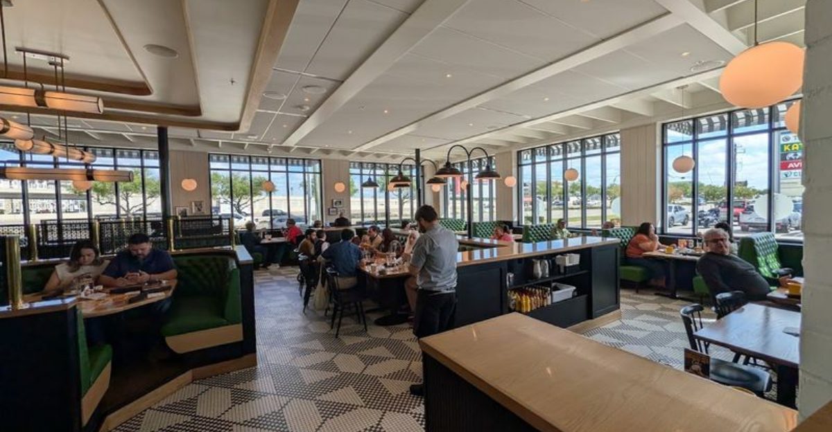 The Texas Restaurant Locals Grew Up With Is Still Packing Tables Week After Week