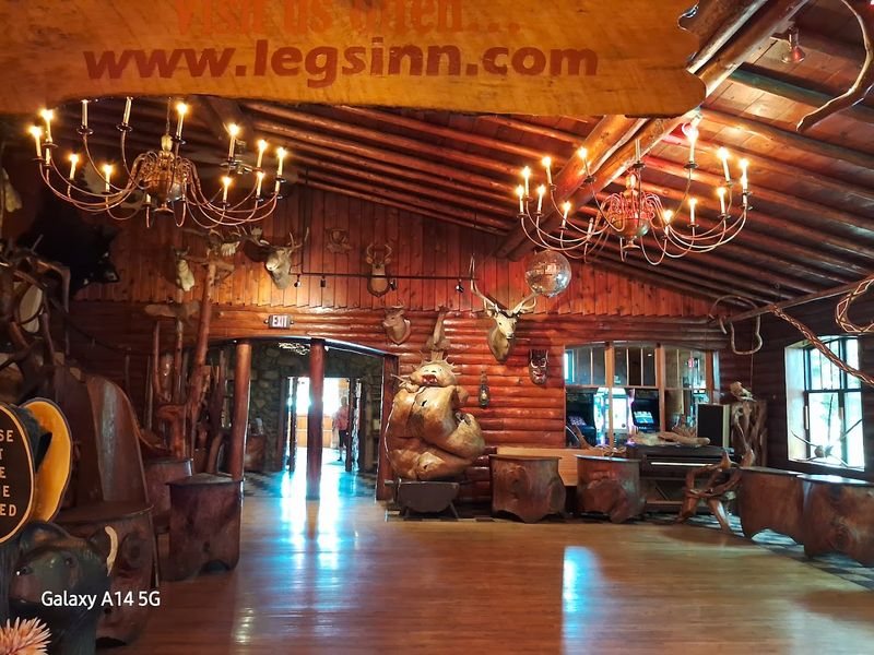 Gift Shop Finds Worth Browsing While You Wait