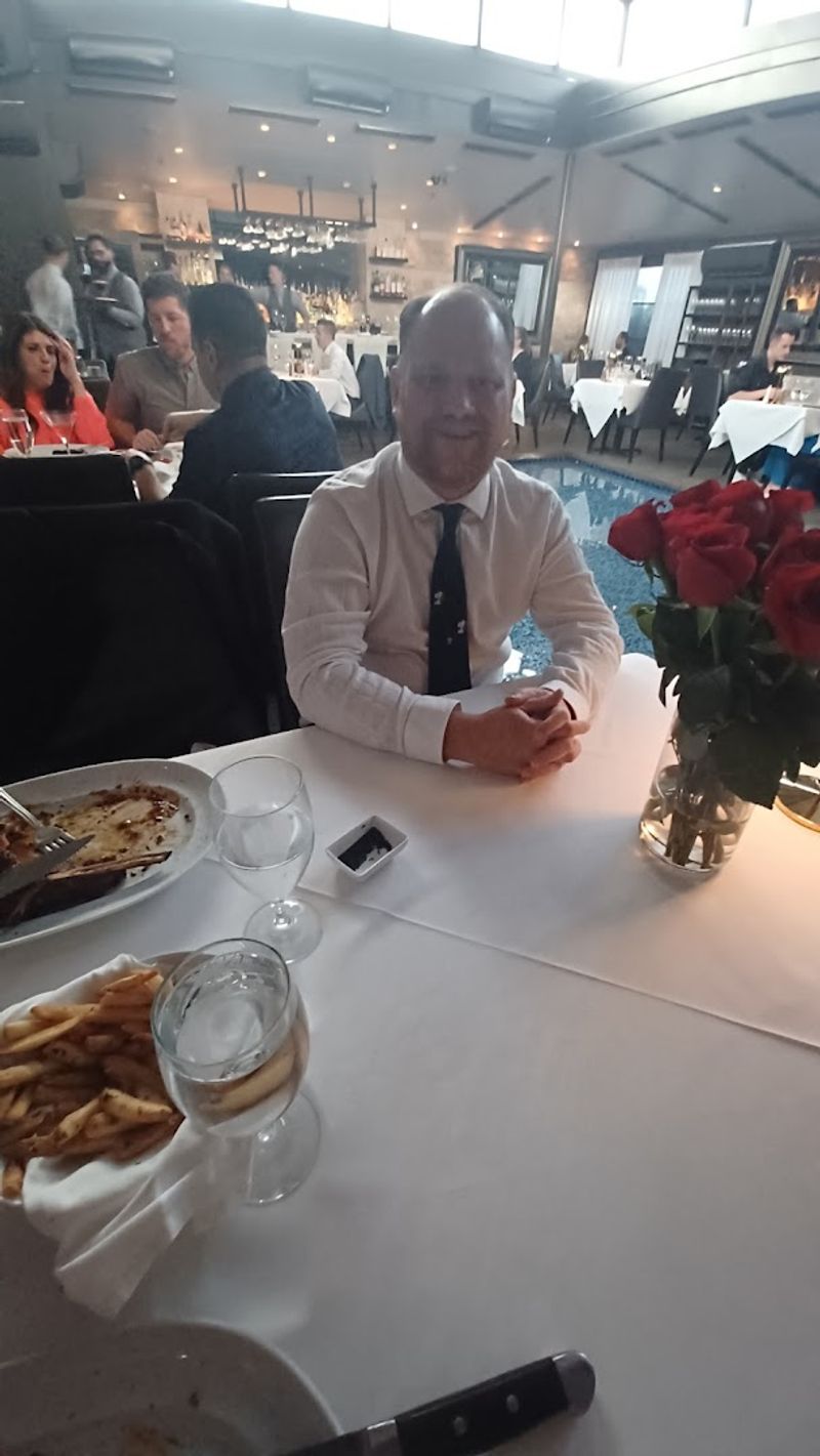 Post-Dinner Follow-Up and Guest Care