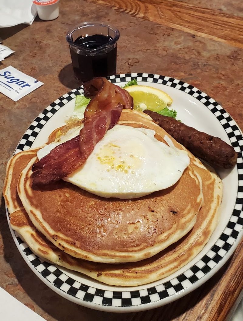 Breakfast That Actually Gets Cooked Right