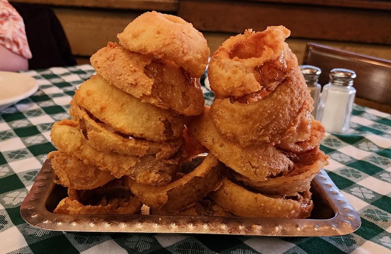 The Perfect Crunch That Sets Merichka's Onion Rings Apart