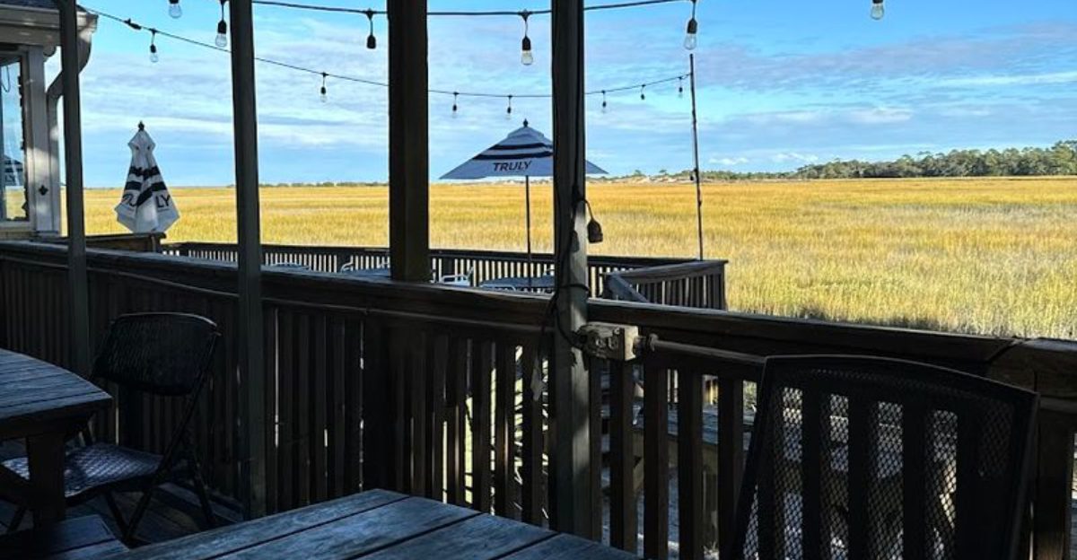 The seafood at this roadside spot in South Carolina is unbelievably fresh