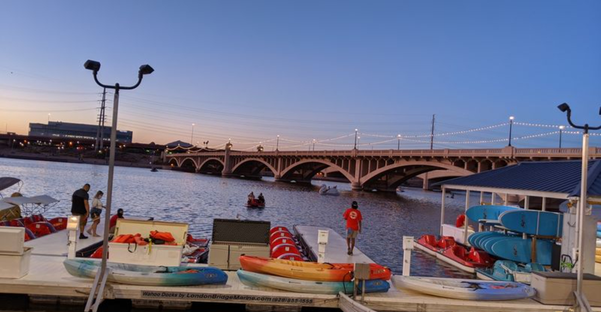 This Arizona Lakeside Hangout Turns Paddleboarding Sunset Walks And Weekend Events Into Tempes Favorite Escape