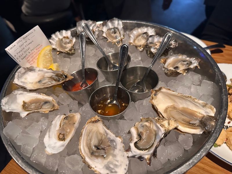 Fresh Oysters That Steal the Show Every Single Time