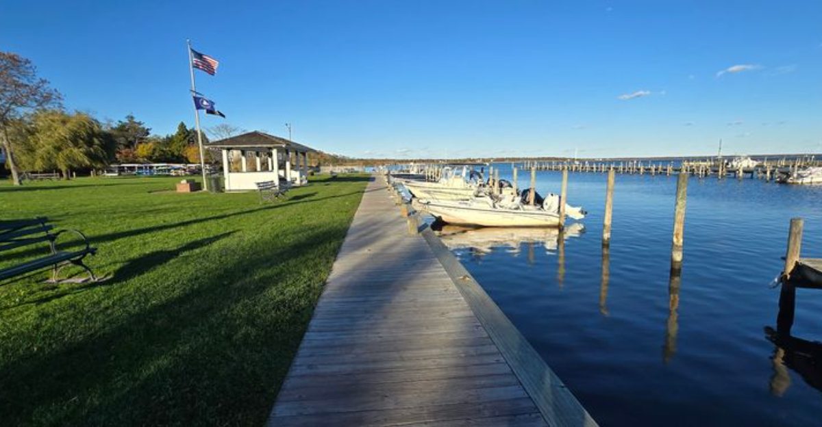 This Beautiful New York Town Is Crowd Free And Full Of Peace