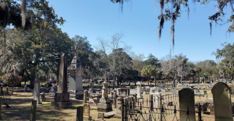 This Eerie Historic Cemetery In Florida Is Still Largely Unknown