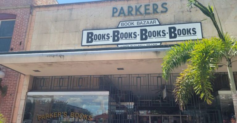 This Florida Bookstore Feels Like A Hidden Treasure Trove For Readers Who Love Getting Lost In The Shelves