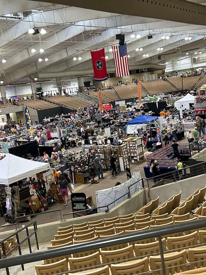 A Massive Variety of Vendors Under One Roof