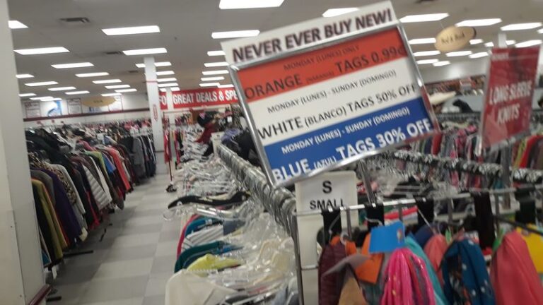 This Huge Thrift Store In Tennessee Lets You Fill A Cart For Just $30
