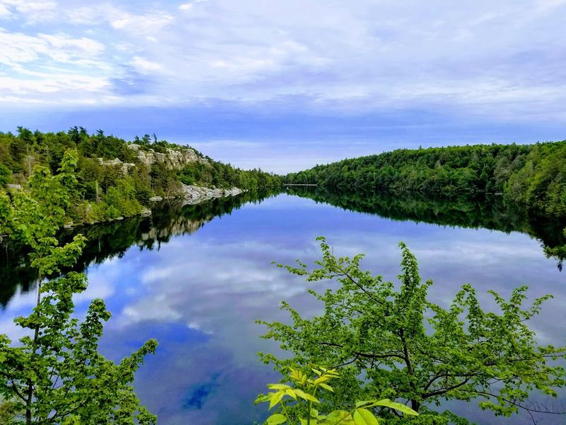 Lake Minnewaska: The Sky Lake That Stops You in Your Tracks