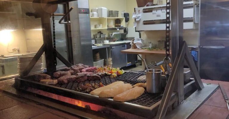 This Middle-Of-Nowhere California Restaurant Draws Visitors For Its Incredible Steaks