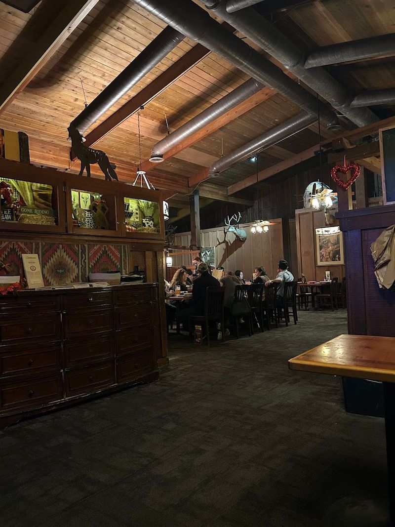 The Western Atmosphere and Decor