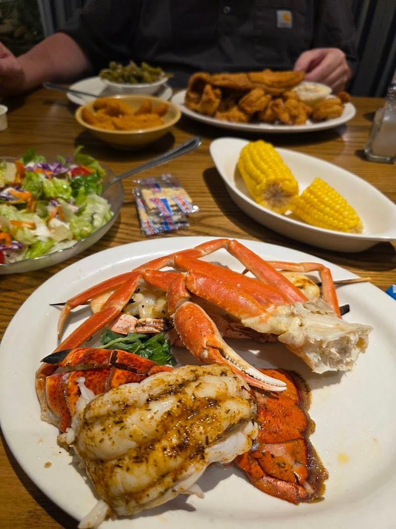 A seafood platter worth the drive