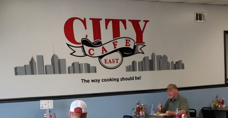 This Tennessee Meat-And-Three Still Feels Old-School – In The Best Possible Way