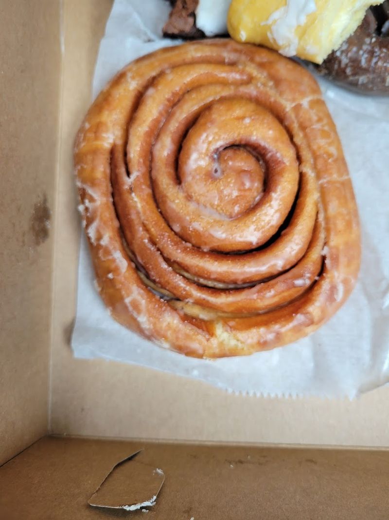 The Cinnamon Rolls That Started the Buzz