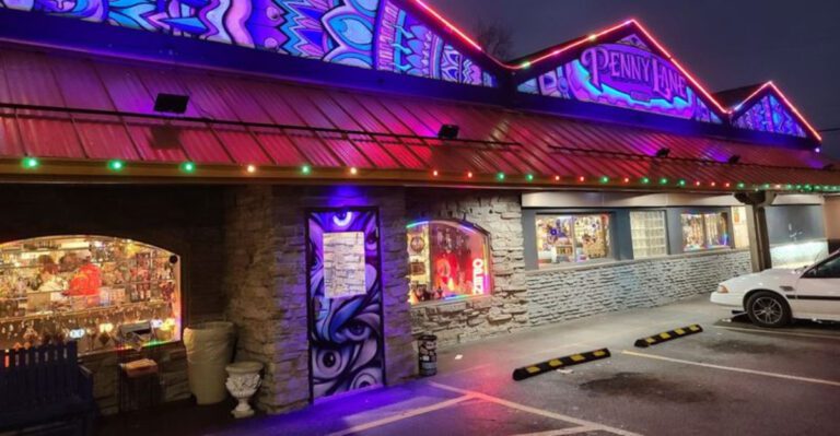 This Unique Illinois Gift Shop Is Packed With Colorful, Funky Finds