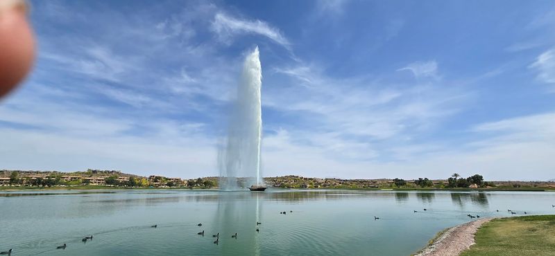 This famous Arizona fountain is an incredible sight you can enjoy for free 2 The World-Famous Fountain Show