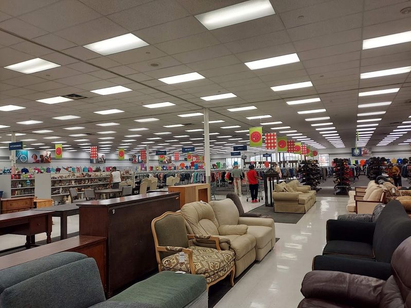 A Store So Big, You Will Need at Least an Hour