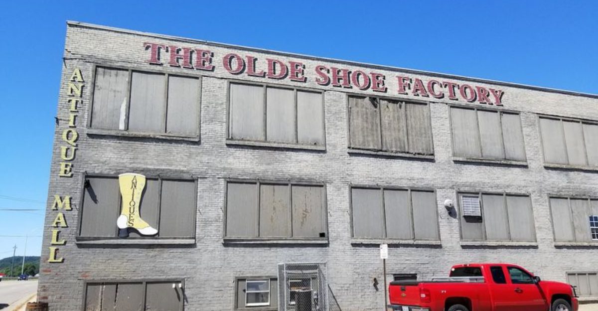 This huge three story antique mall in Ohio could take two days to fully