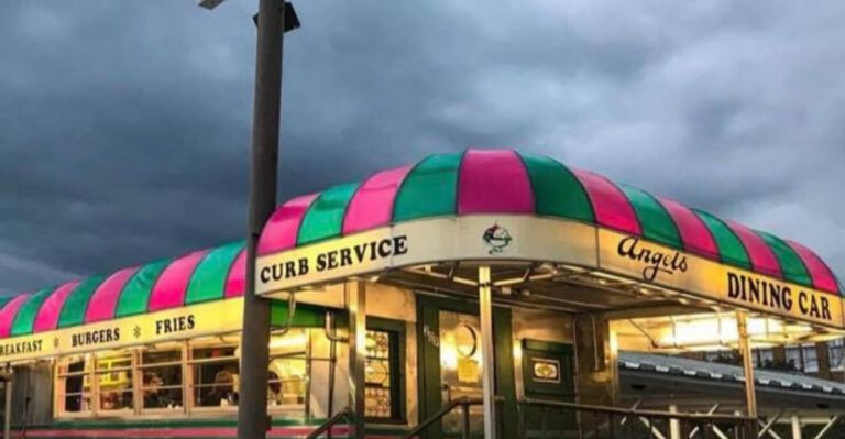 This legendary all-you-can-eat restaurant in Florida is worth driving hours for