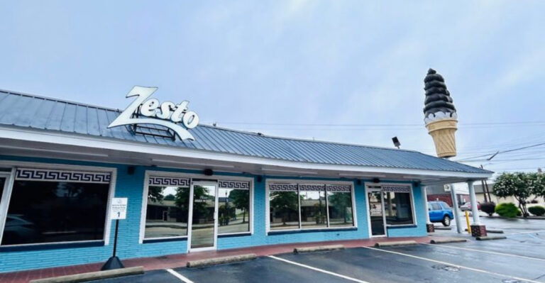 This small South Carolina drive-in has been loved by locals since the 1940s