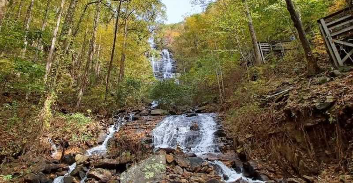 This stunning 729 foot waterfall in Georgia looks almost too beautiful to be real