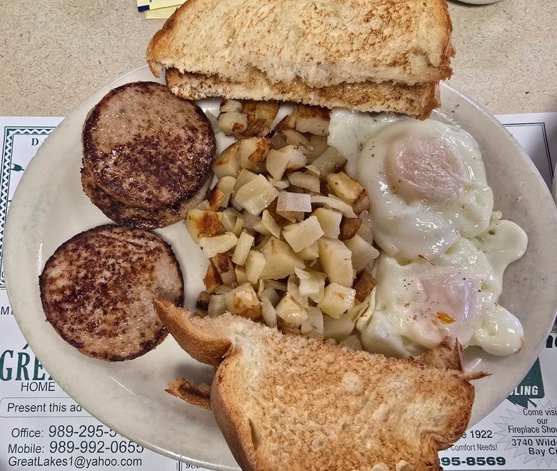 Breakfast That Fuels the Whole Drive North