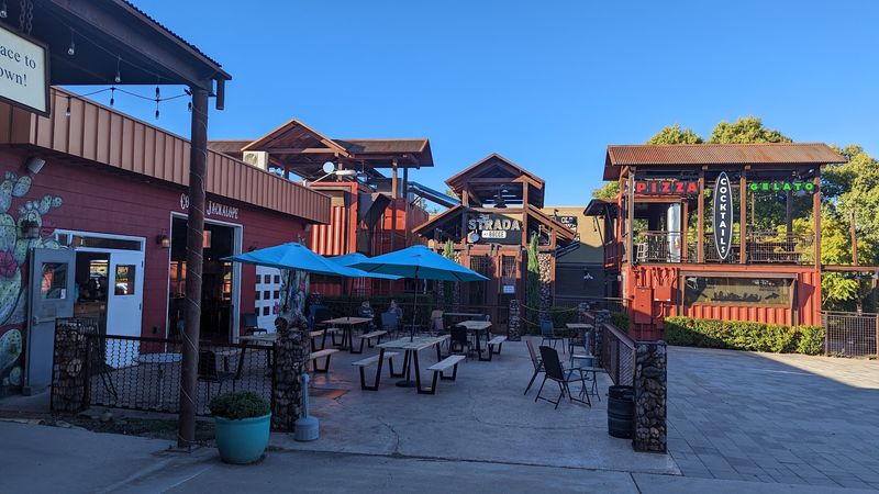 Small Wineries and Local Tasting Rooms