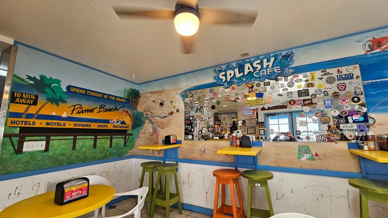 Beachy Atmosphere and Surf-Themed Decor