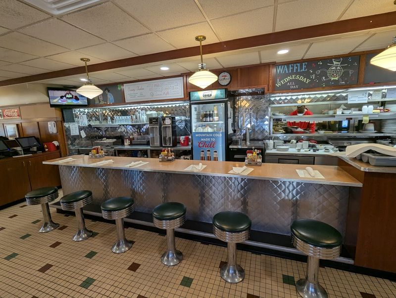Top Breakfast and Brunch Places Across All 50 States 42 Phillips Avenue Diner - Sioux Falls, South Dakota