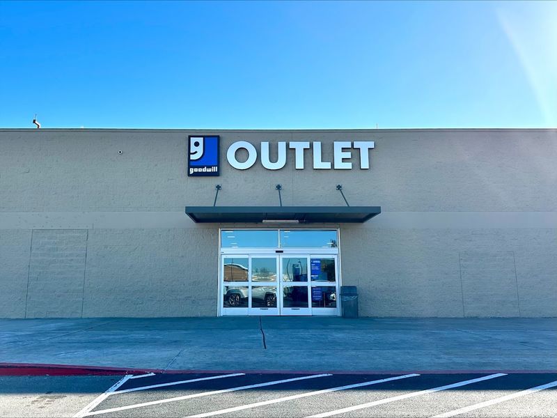 Goodwill Outlet and Donation Station - Windcrest, Texas