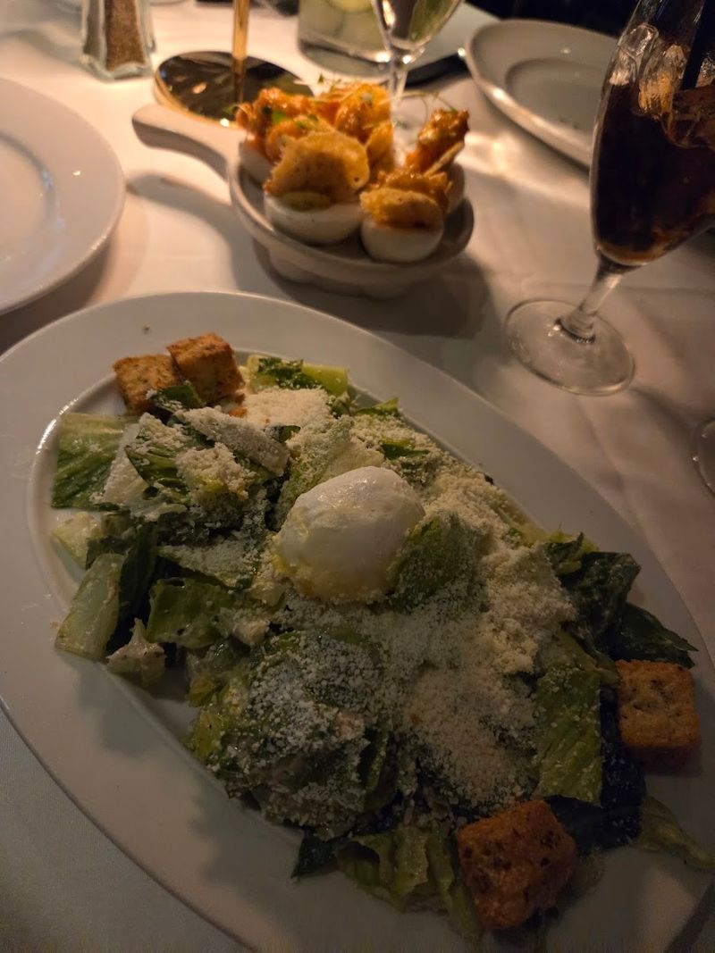 This Arizona steakhouse is where locals go when they want a dinner that still feels worth dressing up for 4 Fresh Garlic Rolls That Could Steal the Show