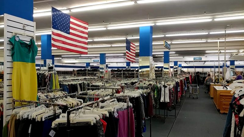 Value World Thrift Store - Dallas, Texas