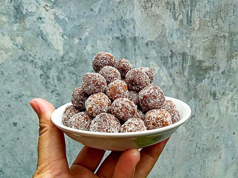 23 Foods That Many People Think Are Healthy - But Often Aren’t 18 Sweet snacks