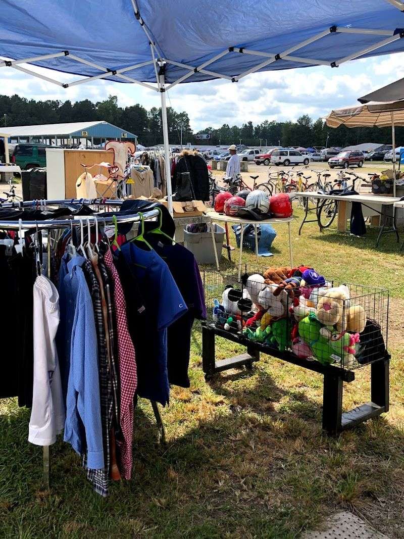 Vintage Clothing and Accessories for Next to Nothing