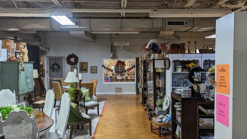 Furniture, decor, and housewarming treasures