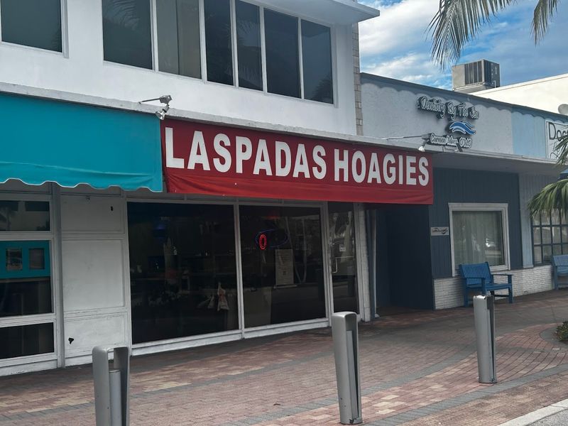 Visiting Hours and Location Tips