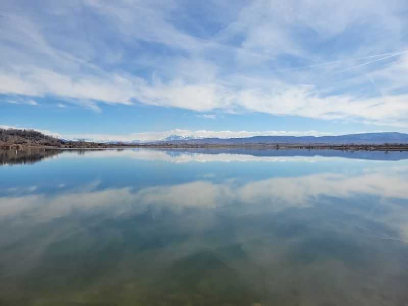 Spectacular Views of Mesas and Distant Mountains