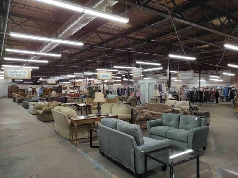 WS Rescue Mission Thrift Store - Winston-Salem, North Carolina