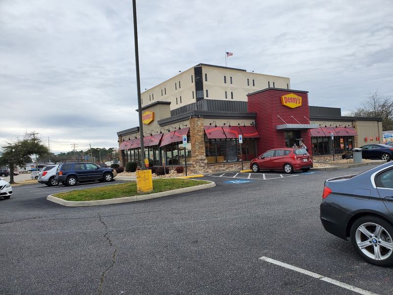 14 Virginia Diners and Fast Food Chains That Still Feel Like a Classic Road Trip Stop 8 Denny's - Norfolk, Virginia