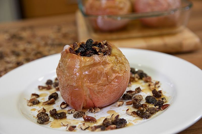 Baked apples