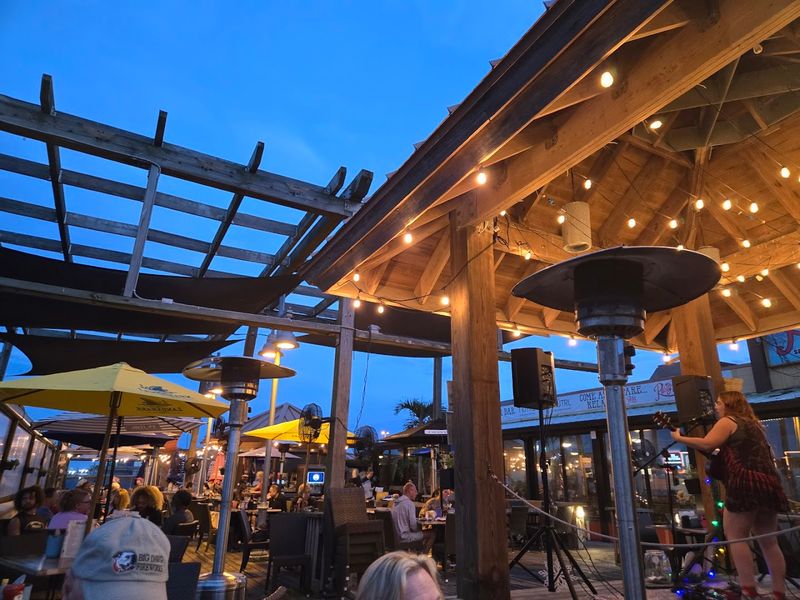 Live Music That Sets the Mood