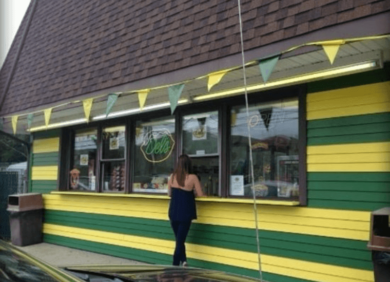 Del's Lemonade - Cranston, Rhode Island