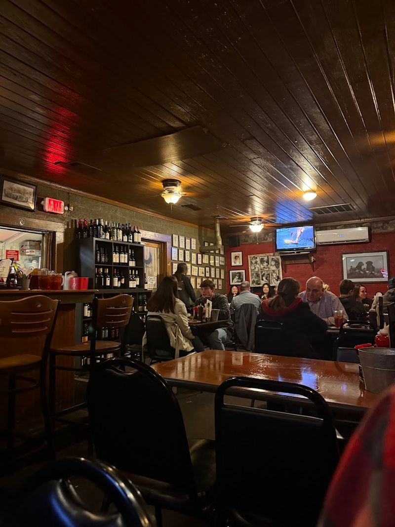 Servers Who Make Every Guest Feel Like a Regular