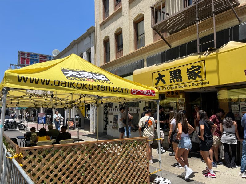 How To Tackle The Line Like A Local