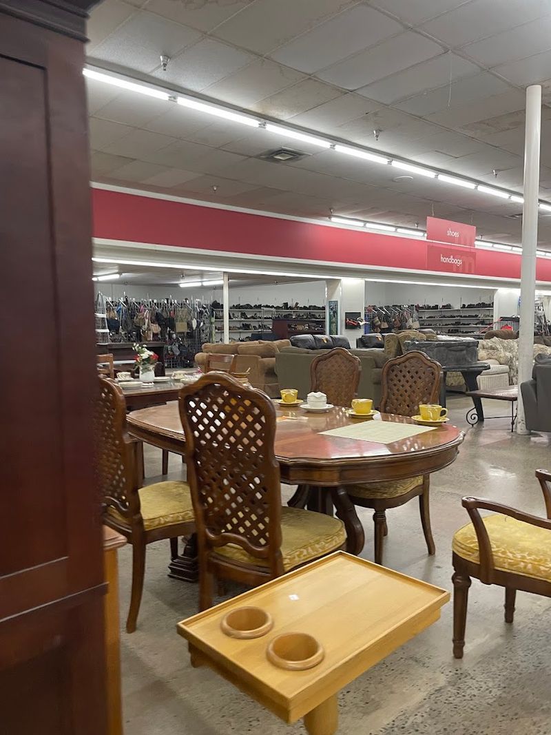 Why Thrifty Shopper East Syracuse Keeps People Coming Back